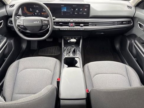 Used 2025 Kia K4 FWD image 14