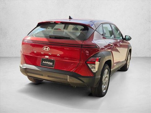 New 2026 Hyundai Kona SE image 2