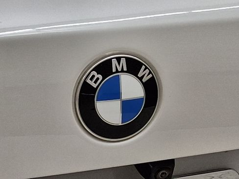 Used 2022 BMW X5 xDrive40i w/ M Sport Package AWD/4WD image 23