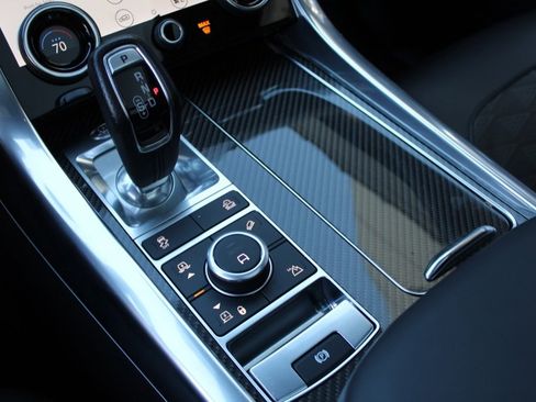 Used 2022 Land Rover Range Rover Sport SVR image 35