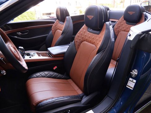 Used 2021 Bentley Continental GT Mulliner AWD/4WD image 19