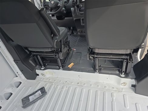 New 2026 RAM ProMaster 2500 w/ Convenience Group image 12