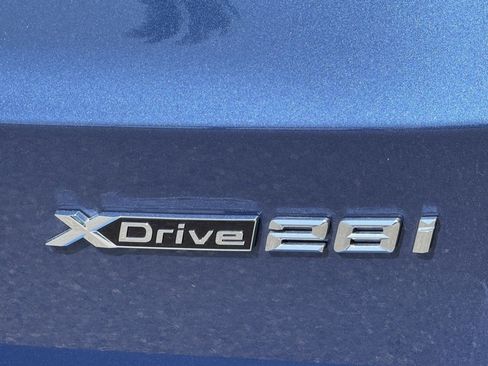 Used 2025 BMW X1 xDrive28i w/ Technology Package image 14