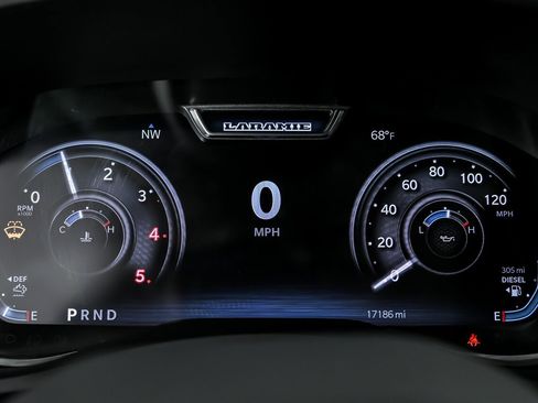 Used 2024 RAM 2500 Laramie w/ Safety Group image 27