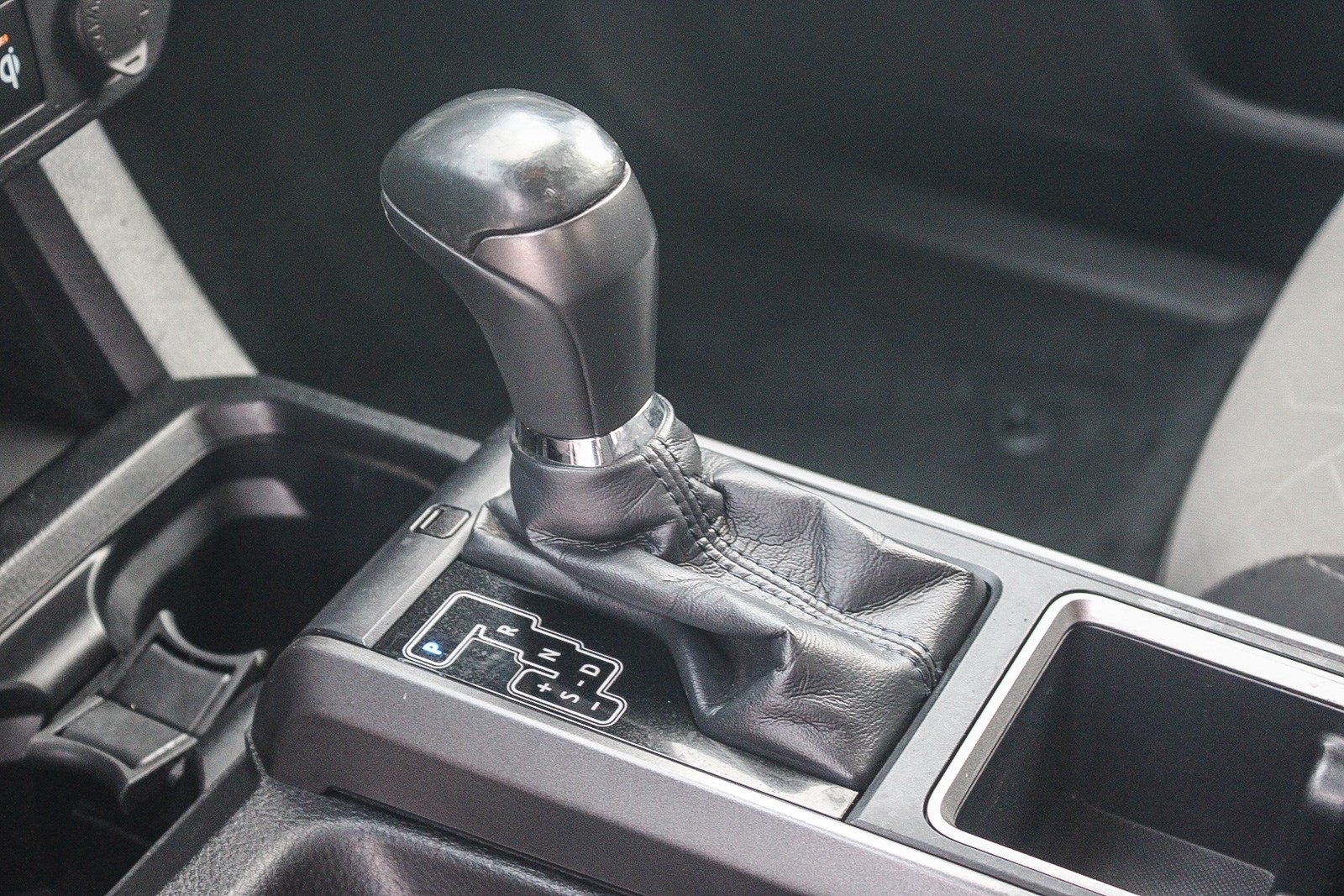 Used 2020 Toyota Tacoma TRD Sport w/ Technology Package RWD image 20