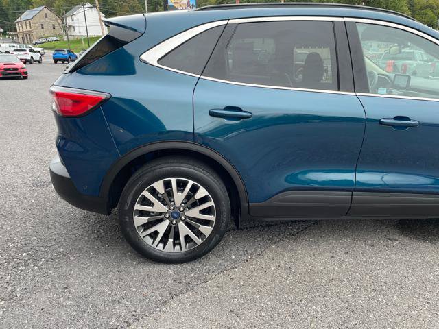 Used 2020 Ford Escape Titanium AWD/4WD image 7