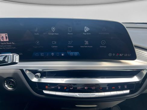 Used 2024 Cadillac Lyriq Luxury AWD/4WD image 25