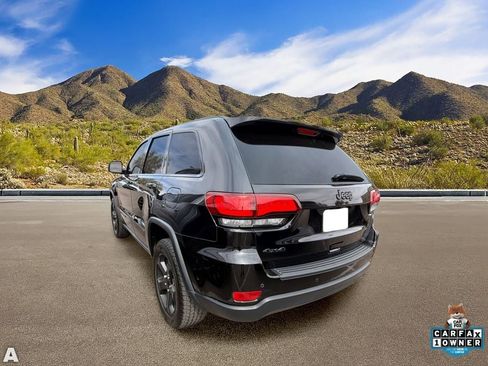 Certified 2021 Jeep Grand Cherokee Freedom Edition image 3