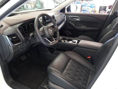 Used 2021 Nissan Rogue Platinum AWD/4WD image 17