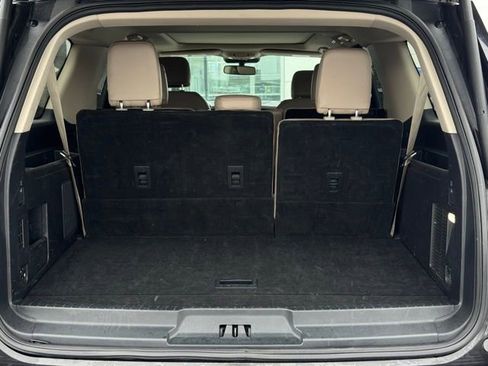 Used 2024 Ford Expedition Max Limited image 10