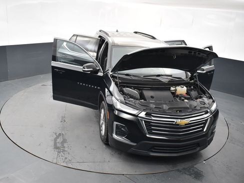 Certified 2022 Chevrolet Traverse LT image 21