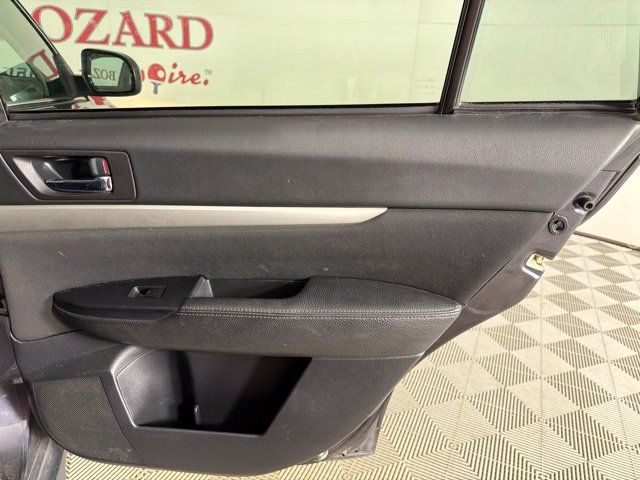 Used 2012 Subaru Outback 2.5i Premium AWD/4WD image 37