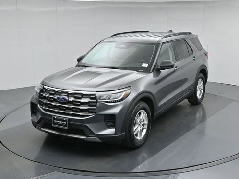 New 2026 Ford Explorer Active image 36