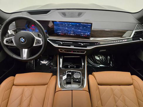 Used 2025 BMW X5 sDrive40i w/ M Sport Package RWD image 22