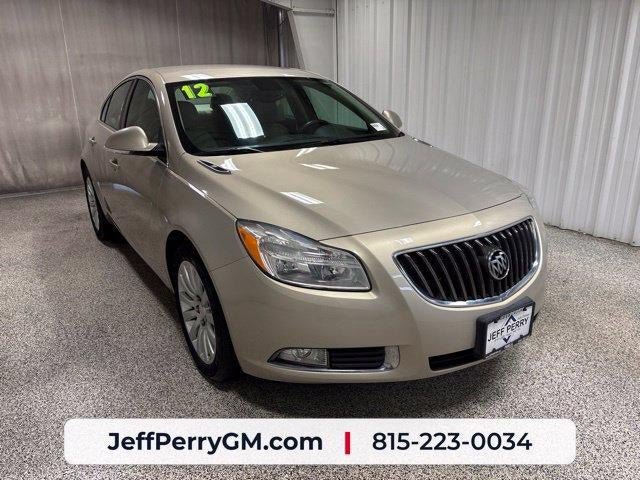 Used 2012 Buick Regal Leather FWD image 1