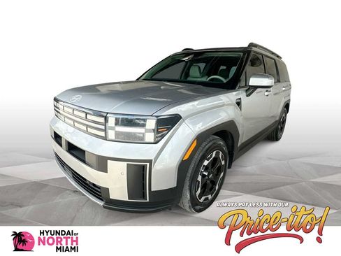 Used 2024 Hyundai Santa Fe SEL FWD image 1