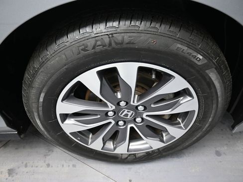 Certified 2023 Honda Odyssey EX-L image 13