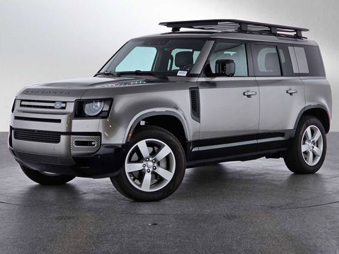 Used 2025 Land Rover Defender 110 X-Dynamic SE image 1