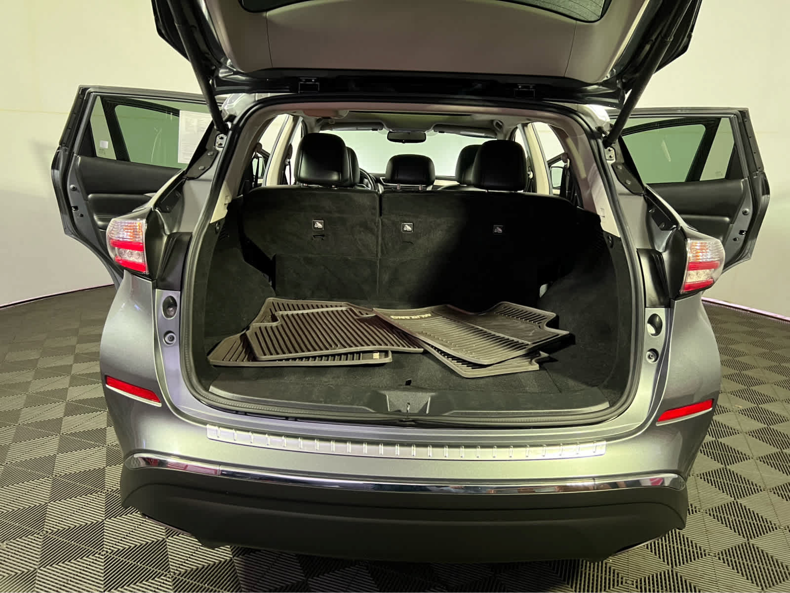 Used 2018 Nissan Murano SL w/ Moonroof Package AWD/4WD image 27