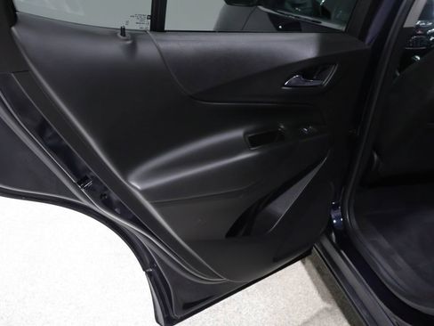 Used 2021 Chevrolet Equinox LT image 19