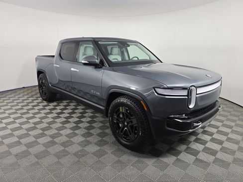 Used 2024 Rivian R1T Adventure AWD/4WD image 7