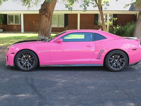 Used 2013 Chevrolet Camaro ZL1 image 2