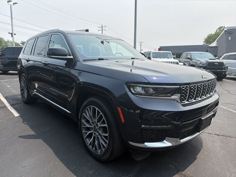 Used 2023 Jeep Grand Cherokee L Summit AWD/4WD image 1