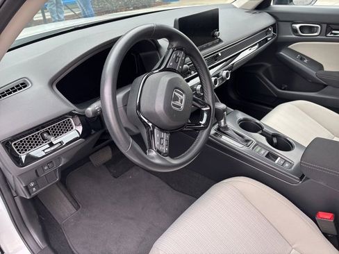 Used 2023 Honda Civic EX image 21