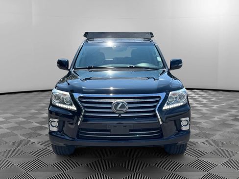 Used 2015 Lexus LX 570 4WD image 2