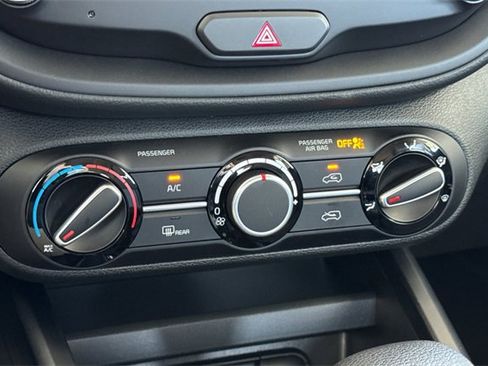 New 2025 Kia Soul LX image 23