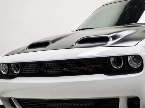 Used 2019 Dodge Challenger SRT Hellcat Redeye image 2