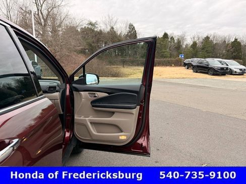 Certified 2018 Honda Ridgeline RTL-E image 24