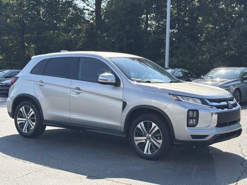 Used 2024 Mitsubishi Outlander Sport SE AWD/4WD image 9