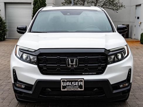 Used 2024 Honda Ridgeline Black Edition image 2