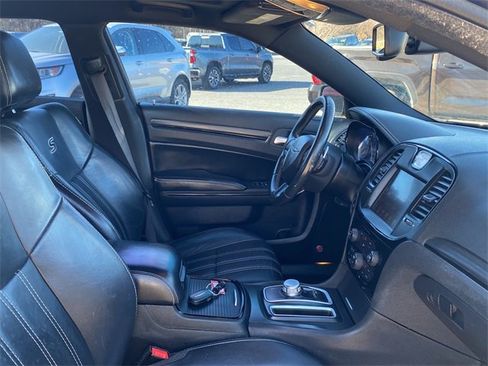 Used 2015 Chrysler 300 S image 11