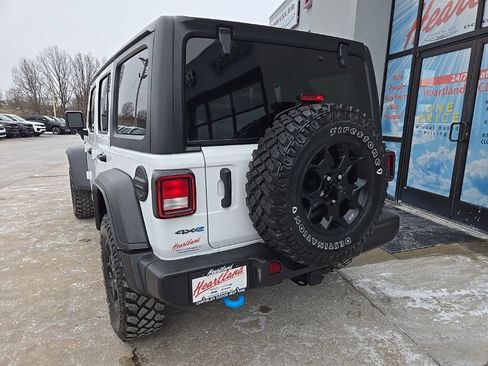 Used 2023 Jeep Wrangler Unlimited AWD/4WD image 8