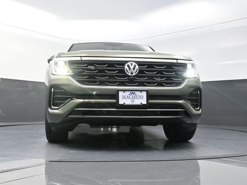 New 2026 Volkswagen Atlas Cross Sport SEL Premium R-Line AWD/4WD image 22