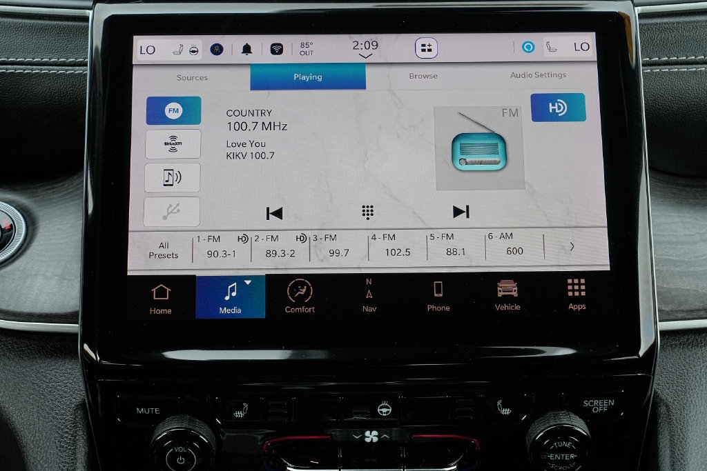 Used 2024 Jeep Grand Cherokee Limited 4xe AWD/4WD image 32