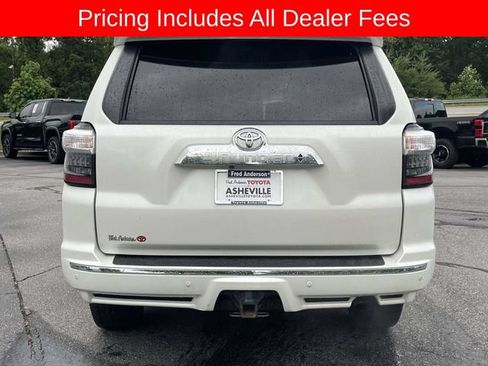 Used 2017 Toyota 4Runner Limited AWD/4WD image 4