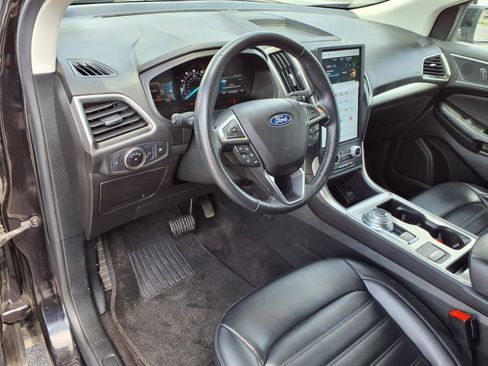Used 2023 Ford Edge SEL image 9