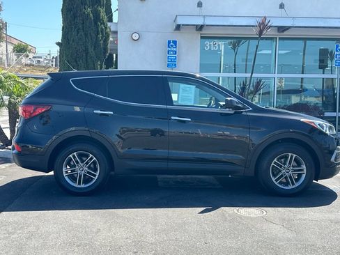 Used 2018 Hyundai Santa Fe Sport FWD image 3