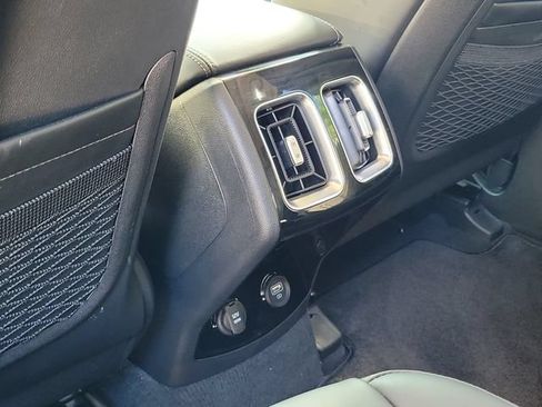 Certified 2023 Kia Sorento SX FWD image 12