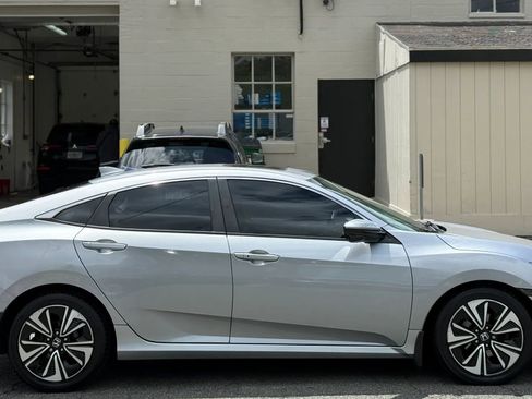 Used 2016 Honda Civic EX-T image 10