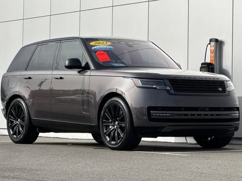 Certified 2023 Land Rover Range Rover SE image 7