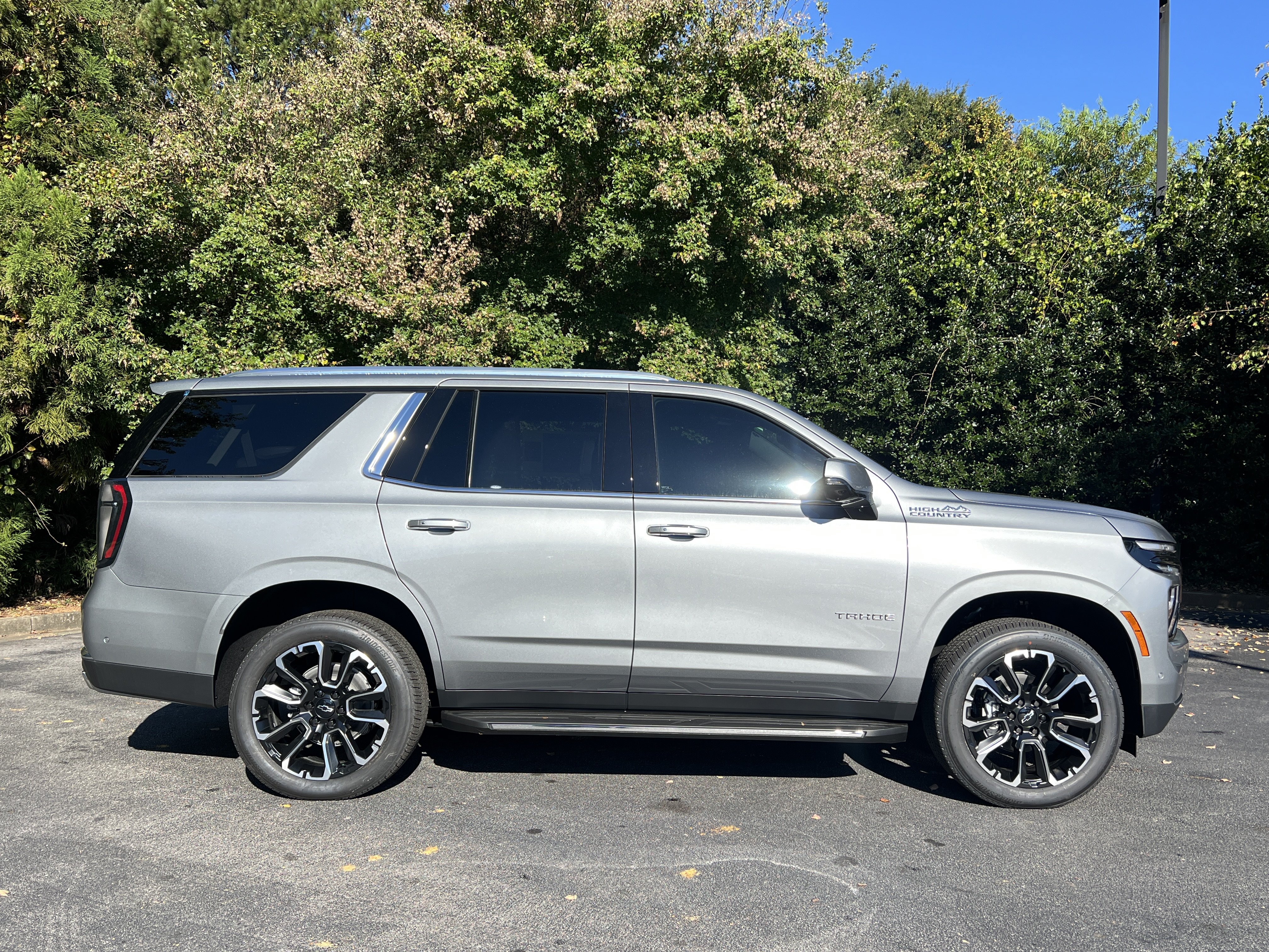 New 2026 Chevrolet Tahoe High Country w/ Sun And Tow Package AWD/4WD image 10