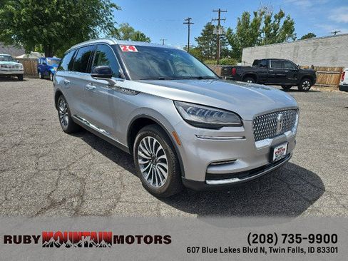 Used 2024 Lincoln Aviator Reserve AWD/4WD image 1