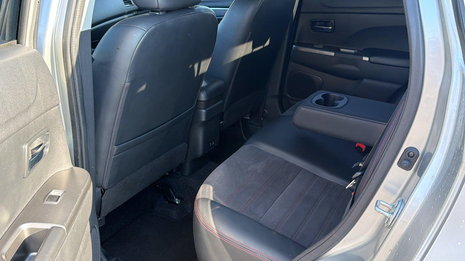 Used 2024 Mitsubishi Outlander Sport AWD image 23