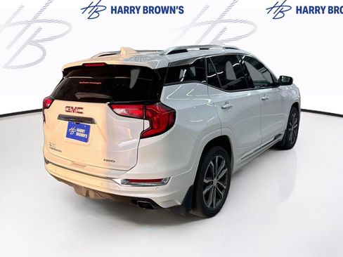 Used 2020 GMC Terrain Denali w/ Denali Premium Package AWD/4WD image 10