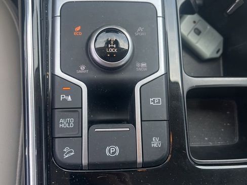 Used 2022 Kia Sorento SX image 14