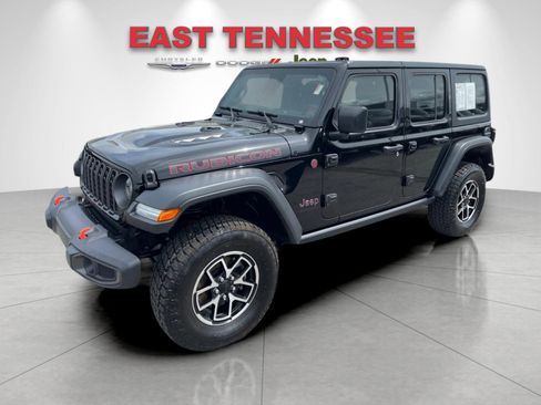 Used 2024 Jeep Wrangler Unlimited Rubicon AWD/4WD image 7
